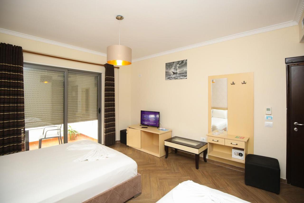 Hotel Summer Stars Vlora Kültér fotó