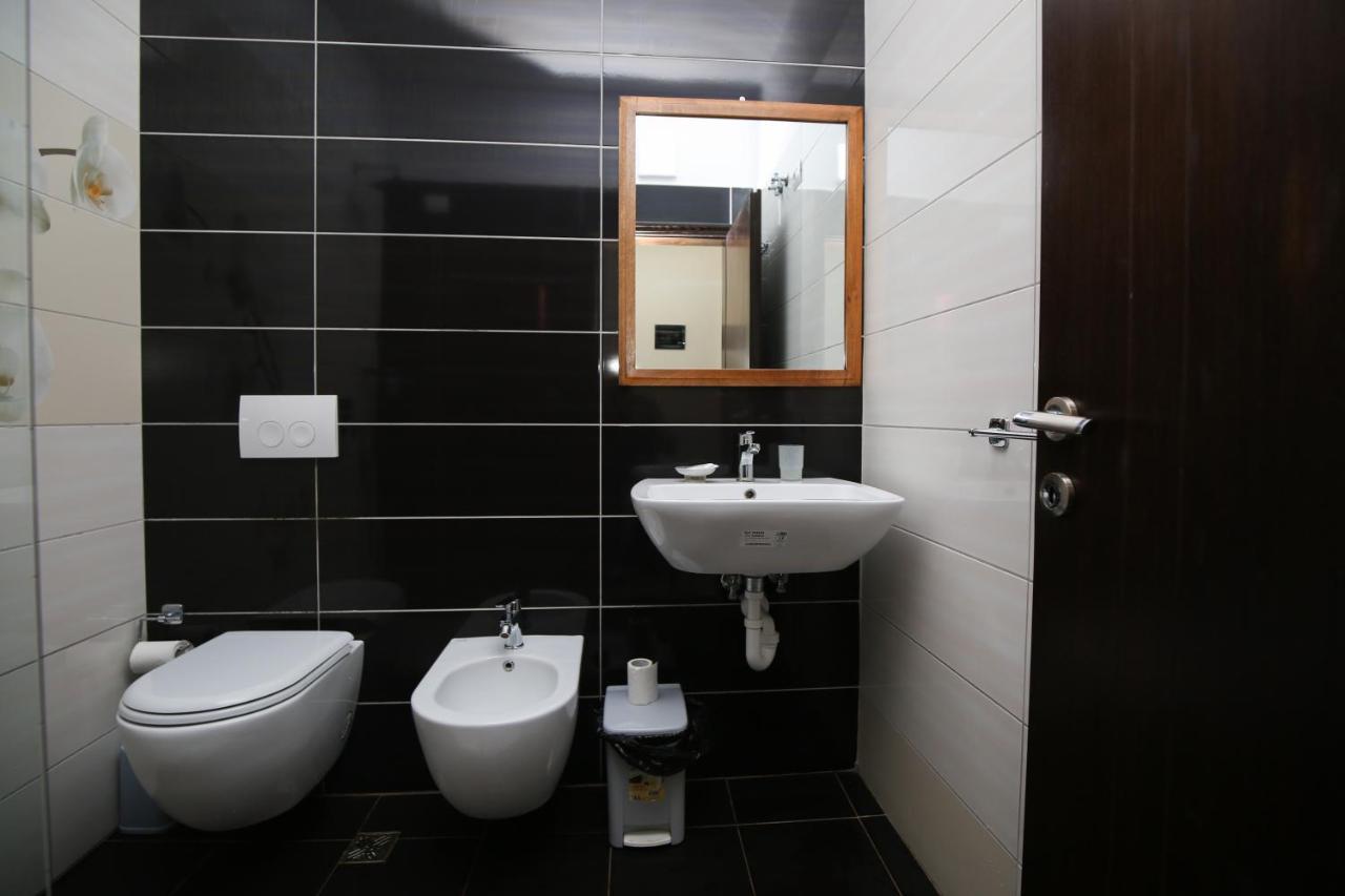 Hotel Summer Stars Vlora Kültér fotó